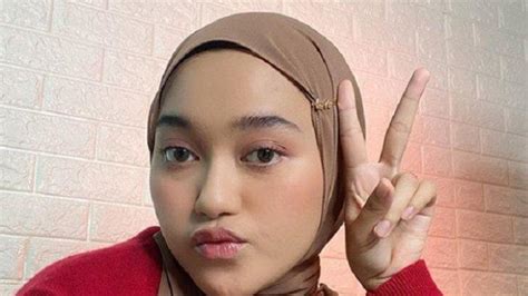 List daftar data selebgram makassar endorse cek harga tarif biaya rate card aplikasi influencer marketing platform agency, selebgram buzzer kol. Selebgram Cantik Indira Kalistha Dikecam Gegara Bahas Corona, 'Astagfirullah Indira Kamu Tuh ...