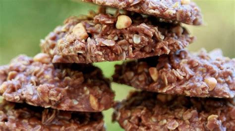 The best no bake cookies recipe with chocolate, oatmeal and peanut butter: Keona Has a No-bake Cookie Recipe Worth Trying! - The ...