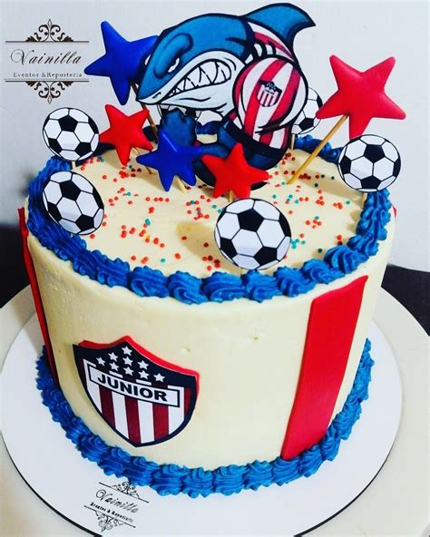 Campeón en 9 ocasiones del fútbol colombiano. Torta Junior de Barranquilla en 2020 | Tortas, Tortas ...