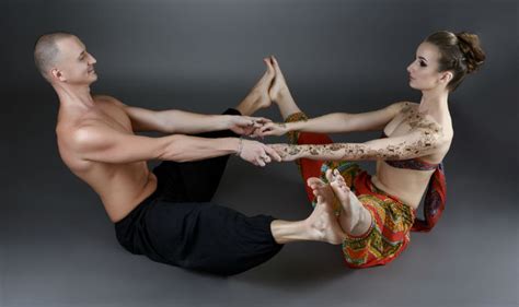 The basic definition of yoga, coincidentally, means union. Yoga for Couples: 5 Yoga Poses You Should Do with Your ...
