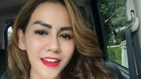 Pihak penggugat tetap pada pendiriannya untuk berpisah. Nita Thalia: Operasi Plastik, Suntik Botox dan Penyakit Bell's Palsy - kumparan.com
