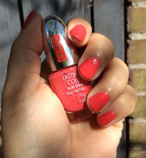 Join us in the fun each and every day of the year. NOTD 24 april 2017: Coral (PUPA) | Meducijn