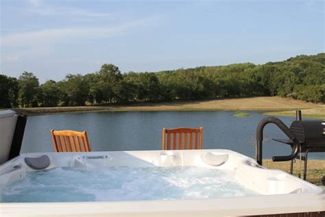 Check spelling or type a new query. Pinnon Lake Southern Illinois Cabins open all winter! | So ...