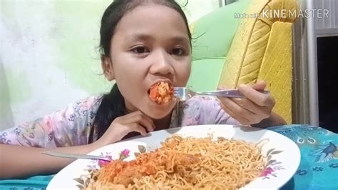 1/4 ekor ayam, potong jadi 3 bagian 1/2 sdt garam 1 sdt bawang putih. Makan mie+ayam geprek!! PEDES GILAA😱 - YouTube