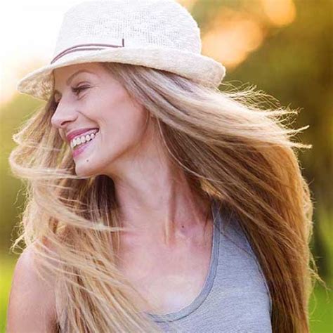 Which means your strands will stay shiny and straight when you wake up. Wake up With Hair! | Headline Studio