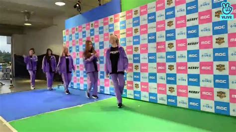 'isac 2021' usung konsep baru, gandeng minho shinee hingga lia itzy cs. ITZY Arriving at ISAC 2019 - YouTube