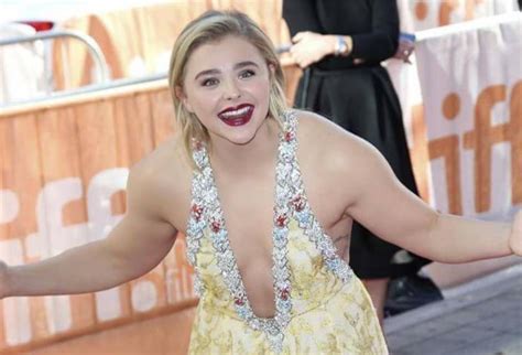 Chloe grace moretz was born on 02.10.1997 in atlanta, georgia. Chloe Grace Moretz body edits (@ChloeGMfunny) | Twitter