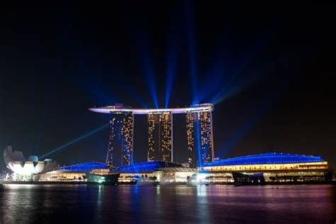 Sharanjit leyl is a singaporean producer/presenter, with bbc world news. Grand Launch Party For Marina Bay Sands