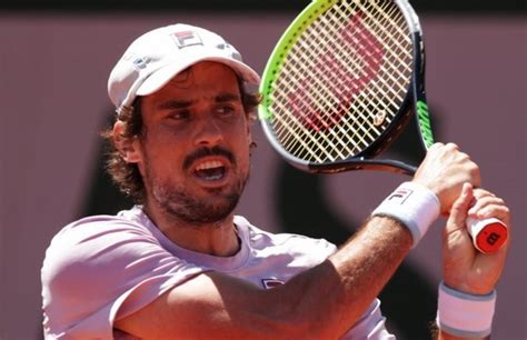 El encuentro se rompió en el tercer parcial cuando el argentino se repuso de un break abajo y con un quiebre en el último juego se quedó con el set y encamino el triunfo ante el italiano, número 85 del ránking atp. GUIDO PELLA, EL PRIMER GANADOR ARGENTINO EN ROLAND GARROS ...