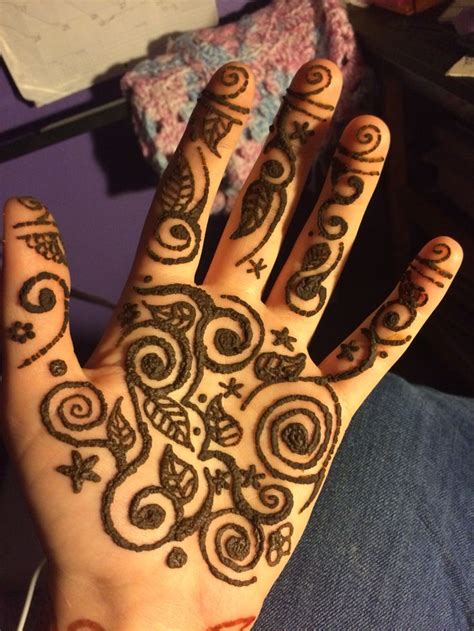 Here is an excellent henna resource, with a page of free pdf downloads that include tons of samples of henna tattoo designs. Palm swirls | Hand henna, Henna hand tattoo, Hand tattoos