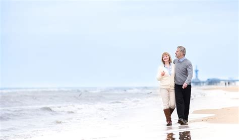 Offering one of the largest collection of senior singles online, the loveawake is a dating site with a history of integrity and service to the singles looking for love that use the service. Dating for the over 50s | Dating Senior Singles