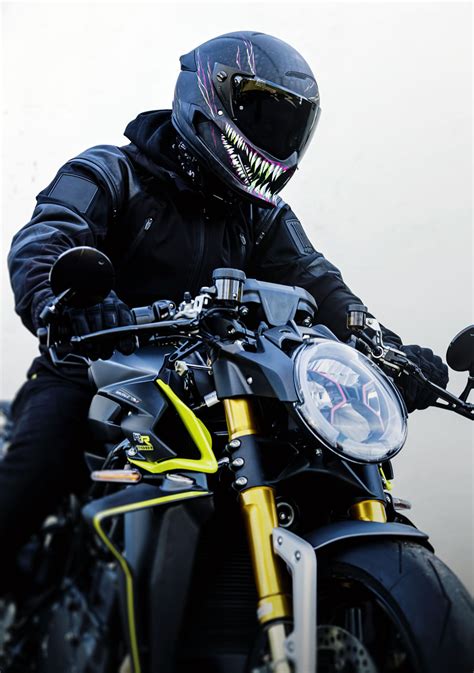 Buying a ruroc helmet makes you part of the elite #rurocarmy. Motorcycle Helmet Review: Ruroc Atlas 2.0 - YouMotorcycle ...