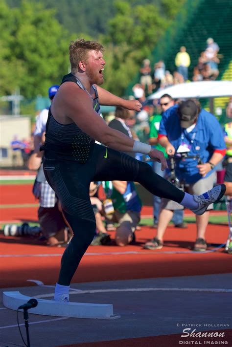 Crouser was born in boring, oregon on december 18, 1992. Ryan Crouser (@RCrouserThrows) | Twitter