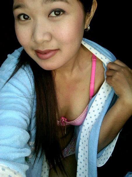 Voyeur big pink aerola girl bathing nude on spy cam part 3 hotcambitches.com. Ngintip Toket