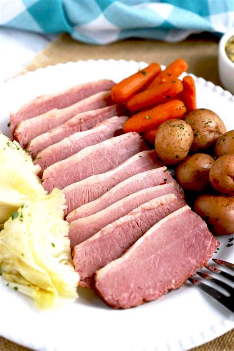 Corned beef and cabbage is a classic st. Corned Beef And Cabbage Instant Pot Pressure Luck ...