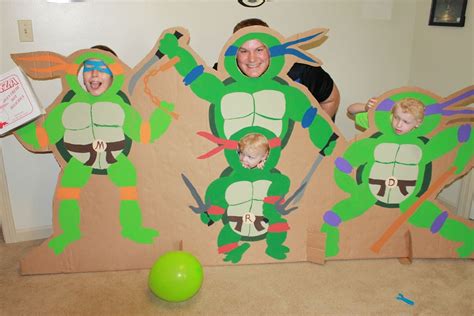 You can make original decorations using green balloons and a party is not complete without the cake, cake or birthday cake of the ninja turtles, here i present these beautiful ideas to decorate them, they. Pin by Jessica Raymond-Dembo on Aidens 7th birthday ...