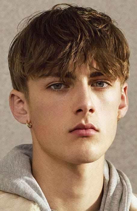 It's like a way to accessorize but with hair. 33 Of The Best Men's Fringe Haircuts | FashionBeans