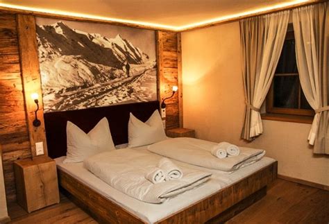 Idden bei der farbgestaltung für das schlafzimmer. Bildergebnis für alpine chalet schlafzimmer | Schlafzimmer ...