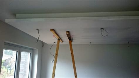 Gerade linien kannst du mit der schlagschnur erzeugen. Abgehängte Decke Indirekte Beleuchtung Anleitung | Haus ...