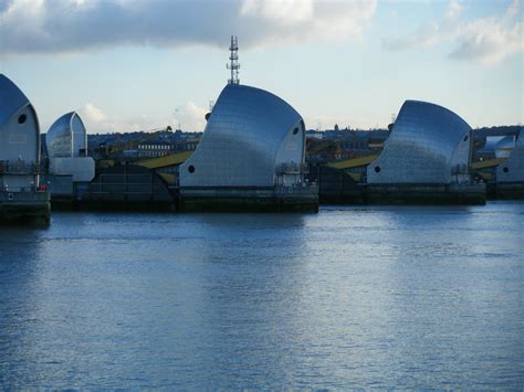 What would happen if central london were to flood, and which landmarks, attractions, facilities and places of interest would be affected or lost. Moss Travel Photography: The Thames Flood Barrier, London ...