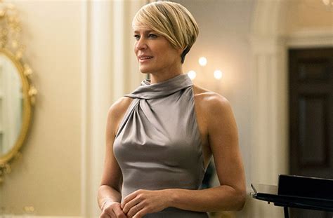 Check spelling or type a new query. La costumière de Claire Underwood (House of Cards) nous ...