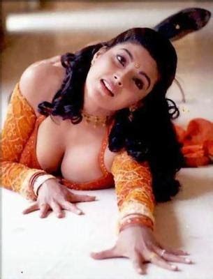 actress glamour gallery: actress heera hot stills