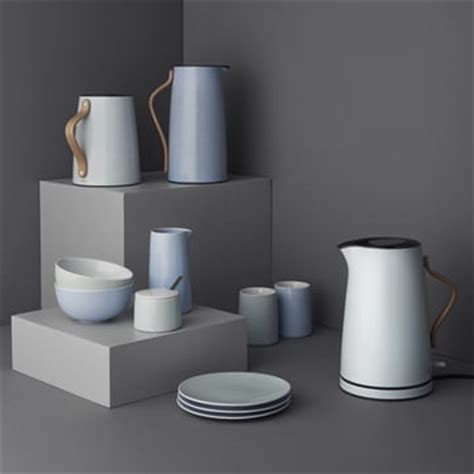 Planning to remodel your kitchen? Stelton - Emma Kettle | Connox Shop