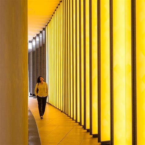 Efter reseskandalen, lämnar nu dan eliasson sitt uppdrag och därmed avgår. Inside the Horizon l'oeuvre de Olafur Eliasson à la fondation Louis Vuitton in 2019 | Fondation ...