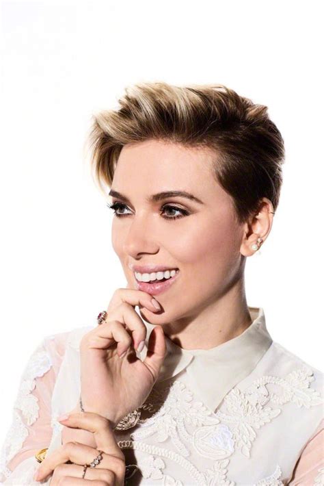 The shaved sides are bold and scream confidence, but you do not have to be an avengers movie star to pull it off. Scarlett Johansson in 2021 | Short hair styles, Scarlett ...