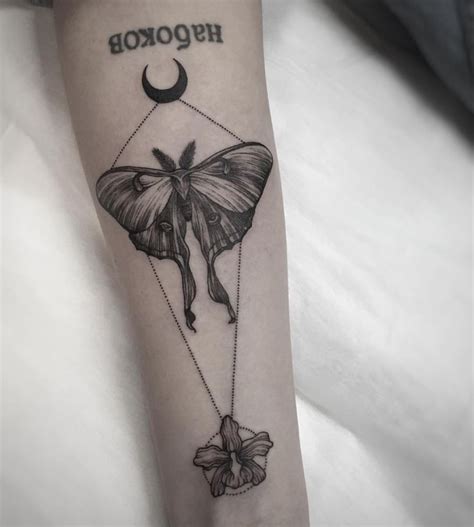 Luna moth done by camille at tattoo abyss in griffintown, montreal. Pin by Rebecca Harrison on sister tattoos | Luna moth ...