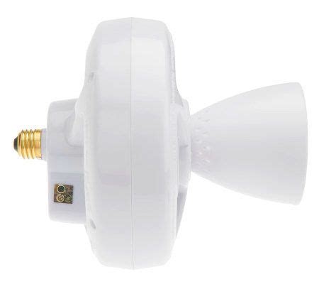 When your ceiling fan lights quit working, the insert a light bulb socket cleaning brush into the ceiling fan light socket to clean any corrosion replace the light bulb into the ceiling fan light socket. Breeze Lite 8.5" Light Bulb Socket Ceiling Fan - QVC.com