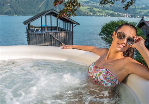 Falls mal etwas sein sollte, können alle pools zu jederzeit gewartet werden. How To Reduce Your Hot Tub Temperature - Nordic Hot Tubs