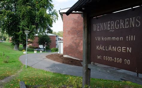 Din sökning på tyger och gardiner hjo gav 5 företag och du har nått slutet av listan. Rosor och ris till Wennergrens i Hjo - Hem & Hyra