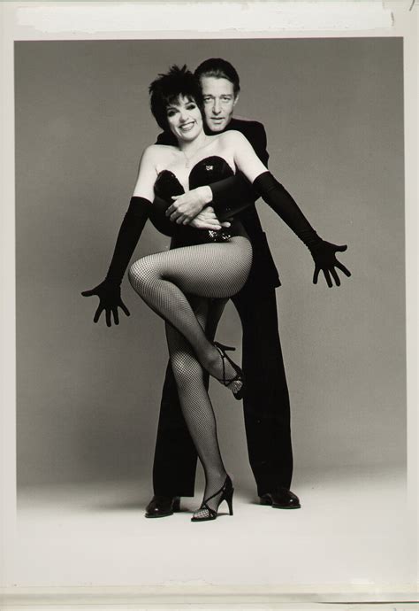 It's when one of his closest friends, liza minnelli, refuses to divulge anything bad about him. Лайза Минэлли - Liza Minnelli фото №479749