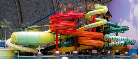 All water slides at tropical islands, germany! Auf dem „Jungle Splash" ins neue Jahr rutschen