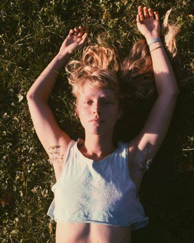 It makes me think of summer. Track Of The Day: Alice Phoebe Lou | She | One Stop Record ...