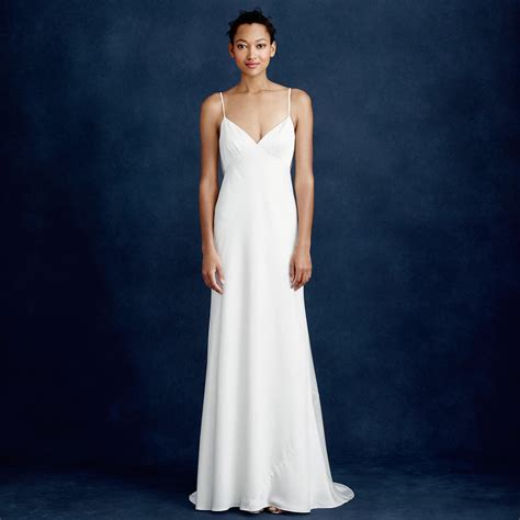 Designer brands from vera wang, maggie sottero, j.crew, bhldn & more. Smokin' Hot Wedding Dresses Under $500 | A Practical ...
