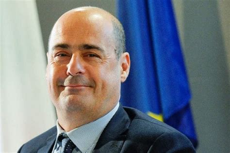 Explore tweets of nicola zingaretti @nzingaretti on twitter. Primarie PD, seggi chiusi: 1,5 milioni di voti, Zingaretti ...