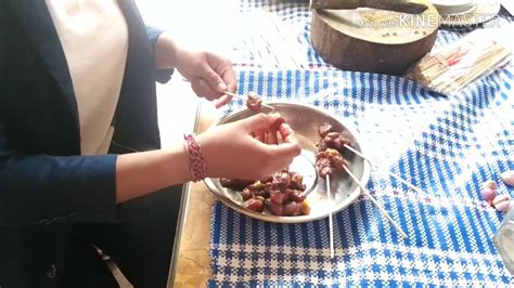 Cara sangrai kacang tanah biar tidak gosong, bekal bikin kue kering lebaran Sate babi bumbu kacang - YouTube