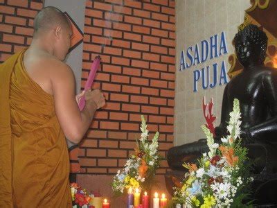 Jadwal bus arimbi yang beragam membuat anda sebagai calon penumpang tak perlu kerepotan dalam memilih jadwal. Vihara Karangdjati: Asadha Puja 2554 tahun 2010 Vihara Karangdjati