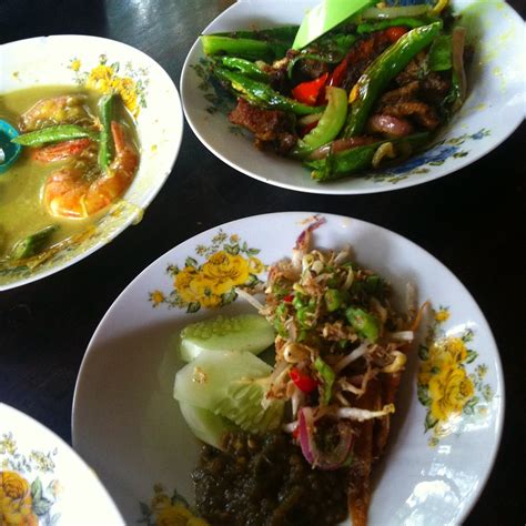 Restoran selera nogori, seremban 2. Ini Cerita Jalan dan Makan !!: JJCM : Watie Corner Kedai ...