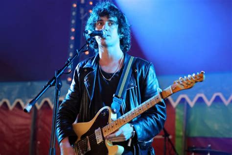 Her record sales were certainly good, although not superstar material. Billie Piper boyfriend: Who is the pregnant singer's ...