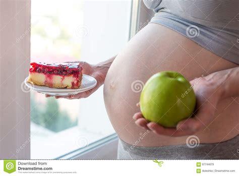 Eating healthy during pregnancy is one of the most important ways to support your baby's health. Healthy Pregnancy Dessert ~ The Four Food Groups Of Early ...