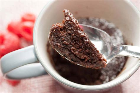 Yes, you can by following this recipe. How To Make A Microwave Cake Without Baking Powder ...