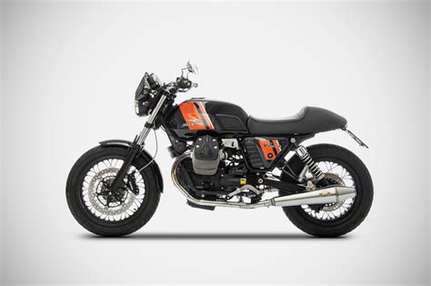 Here's our 2015 moto starting is unremarkable and the stone idles away singing a guzzi mechanical song. MOTO GUZZI V7 STONE EXHAUST ZARD