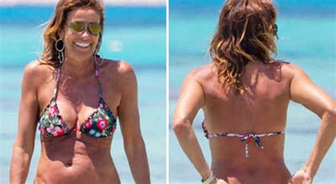 Cristina parodi è attivissima su instagram. Cristina Parodi, bikini e relax a Formentera: fisico ...