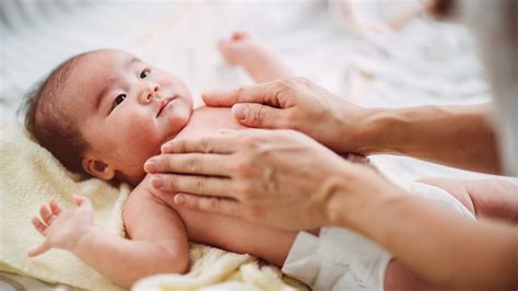 If you're quick and thorough with diaper changes and burp cloths, you're already cleaning with your free hand gently massage a drop of mild baby shampoo into your baby's scalp. The Benefits Of Baby Massage And How To Do It At Home ...