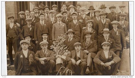 Carte des hôtels aux environs de issoire : Issoire - ISSOIRE CARTE PHOTO GROUPE DE CONSCRITS DEVANT ...