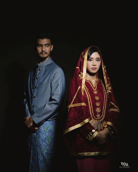 Candi ratu boko ini terletak diatas bukit, jadi kamu bisa mendapatkan mau foto prewedding sekalian wisata ke daerah paling tua di jogja? Prewed Kejawen / 15 Foto Prewedding Sakral Dengan Pakaian ...