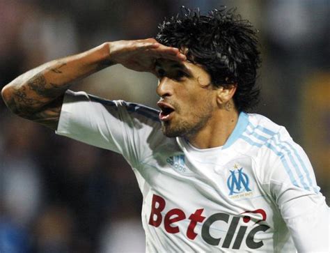 He plays for olympique marseille and argentina national team. Treinador do Marseille revela que rejeitou proposta do ...